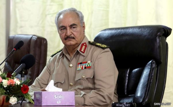 مقتل 4 في قصف على طرابلس وسط انقسام دولي بشأن هجوم حفتر