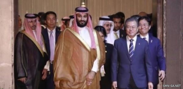 ولي العهد يجتمع مع قادة المجموعات الخمس الكبرى الكورية