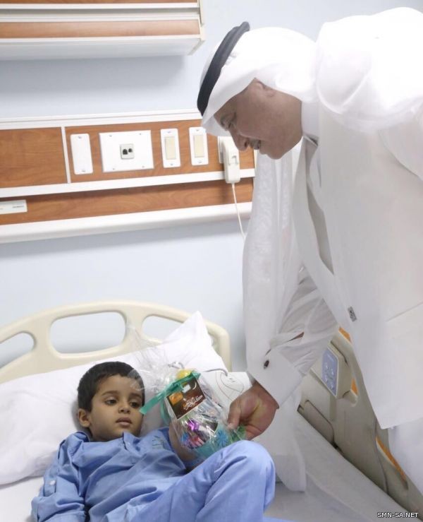 جولة معايدة للمرضى برعاية مدير مستشفى الولادة في مكة