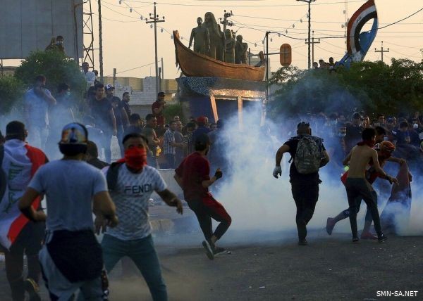 مصادر أمنية وعراقية : مقتل متظاهرين 2 وإصابة 35 آخرين في بغداد