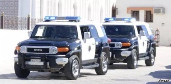 الإطاحة باثنين من مخالفي نظام أمن الحدود امتهنا كسر زجاج المركبات وسرقة المقتنيات الشخصية منها