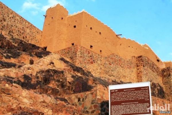 قلعة "عيرف" التاريخية بحائل .. طراز معماري فريد يعود إلى القرن الـ13 هجري