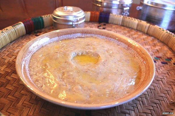 بعد تسجيل الهريس والنقش على المعادن .. 13 عنصر ثقافي غير مادي للملكة في قائمة اليونسكو