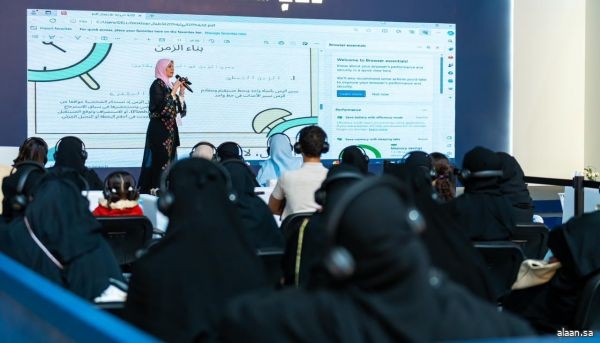 جدة للكتاب يختم فعالياته .. بـ ورشة "كيف تكتب رواية قصيرة للأطفال"