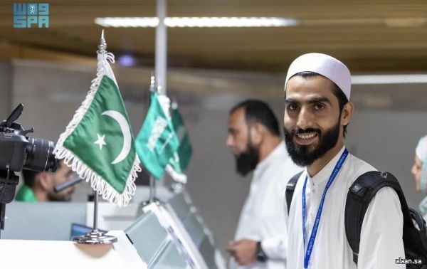 "مبادرة طريق مكة” تطلق رحلتها الأولى من كراتشي "مبادرة طريق مكة” تطلق رحلتها الأولى من كراتشي