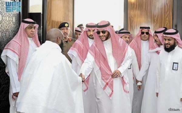 سموُّ محافظ الطائف يقف على الاستعدادات في ميقاتي السيل ووادي محرم لاستقبال حجاج بيت الله الحرام سموُّ محافظ الطائف يقف على الاستعدادات في ميقاتي السيل ووادي محرم لاستقبال حجاج بيت الله الحرام