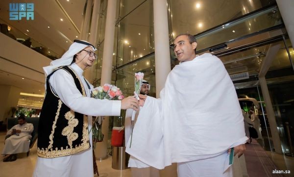 اكتمال وصول الدفعة الثانية من ضيوف برنامج خادم الحرمين الشريفين بإجمالي 1053 حاجًا وحاجة من 76 دولة اكتمال وصول الدفعة الثانية من ضيوف برنامج خادم الحرمين الشريفين بإجمالي 1053 حاجًا وحاجة من 76 دولة