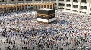 الحجاج المتعجلون يؤدون طواف الوداع بيسر وطمأنينة