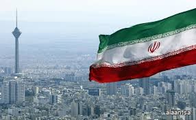 إيران تعتقل 5 أشخاص في مدينة "يزد" بتهمة التقاط صور و"التعاون مع إسرائيل" إيران تعتقل 5 أشخاص في مدينة "يزد" بتهمة التقاط صور و"التعاون مع إسرائيل"