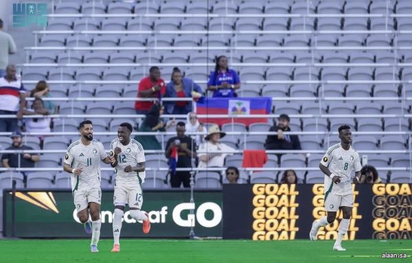 المنتخب السعودي يتغلب على نظيره الهايتي في أول مشواره في "الكأس الذهبية" المنتخب السعودي يتغلب على نظيره الهايتي في أول مشواره في "الكأس الذهبية"