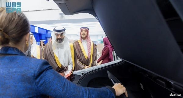 السواحه ووفد منظومة التقنية والابتكار والفضاء يناقشون تعزيز الابتكار والتقنيات المتقدمة والاتصالات الفضائية مع شركات بريطانية السواحه ووفد منظومة التقنية والابتكار والفضاء يناقشون تعزيز الابتكار والتقنيات المتقدمة والاتصالات الفضائية مع شركات بريطانية