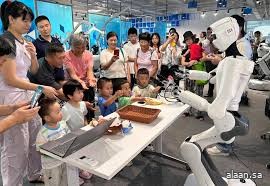 الصين .. افتتاح أول متجر "6 إس" للروبوتات في شنتشن