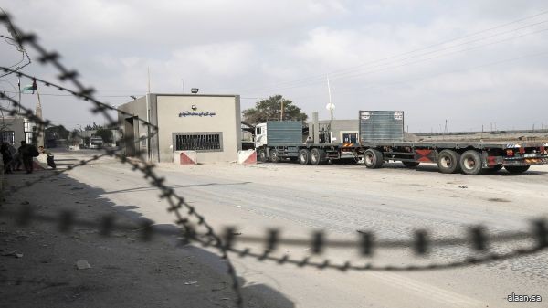 الحكومة الفلسطينية توجّه نداءً للمجتمع الدولي بممارسة المزيد من الضغط لفتح المعابر في قطاع غزة الحكومة الفلسطينية توجّه نداءً للمجتمع الدولي بممارسة المزيد من الضغط لفتح المعابر في قطاع غزة