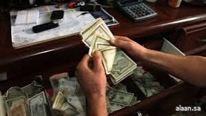 رويترز : سوريا تعتزم إعادة تقييم عملتها وحذف صفرين سعيا لتحقيق الاستقرار
