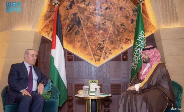 سموُّ ولي العهد يستقبل نائب رئيس دولة فلسطين