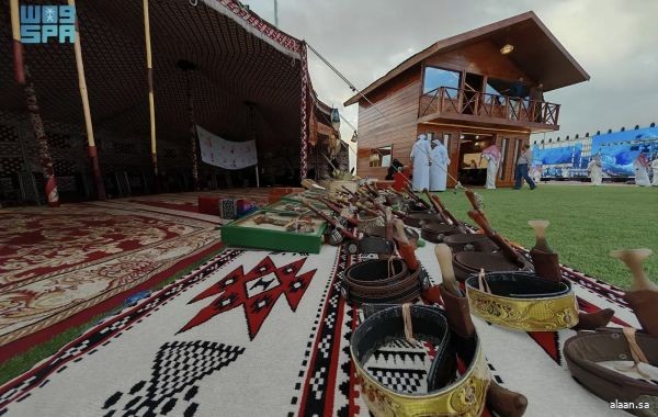 "الخيمة التراثية" تجذب زوار "الملتقى الصحي السابع" بنجران "الخيمة التراثية" تجذب زوار "الملتقى الصحي السابع" بنجران