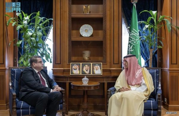 وزير الدولة للشؤون الخارجية يستقبل سفير التشيك لدى المملكة