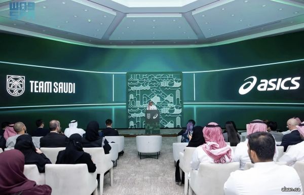 اللجنة الأولمبية والبارالمبية السعودية تدشّن الزي الرسمي لـ "فريق السعودية" clock-icon اللجنة الأولمبية والبارالمبية السعودية تدشّن الزي الرسمي لـ "فريق السعودية" clock-icon