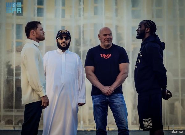 رئيس مجلس إدارة الهيئة العامة للترفيه يحضر أول مواجهة"Face Off" بين كانيلو وكروفورد في لاس فيغاس رئيس مجلس إدارة الهيئة العامة للترفيه يحضر أول مواجهة"Face Off" بين كانيلو وكروفورد في لاس فيغاس