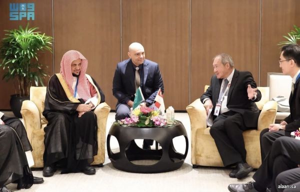 النائب العام يعقد لقاءات ثنائية مع نظرائه على هامش مؤتمر الرابطة الدولية للمدعين العامين بسنغافورة