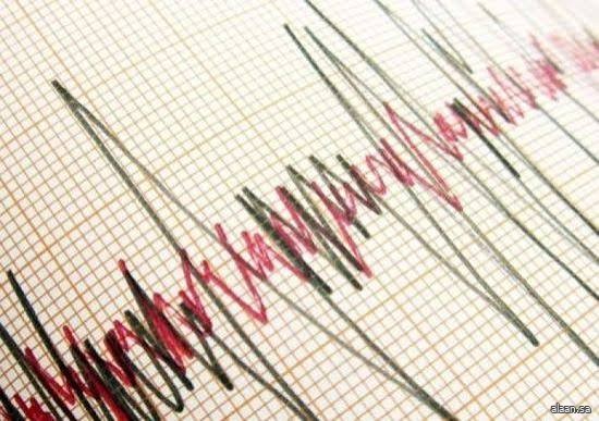 زلزال بقوة 4.9 درجات يضرب إندونيسيا