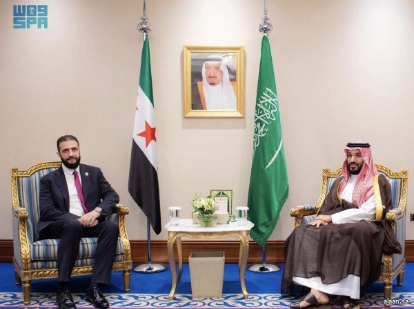 سموُّ ولي العهد يلتقي رئيس الجمهورية العربية السورية سموُّ ولي العهد يلتقي رئيس الجمهورية العربية السورية