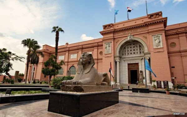 الداخلية المصرية : ضبط عصابة سرقت سواراً أثرياً عمره 3 آلاف عام