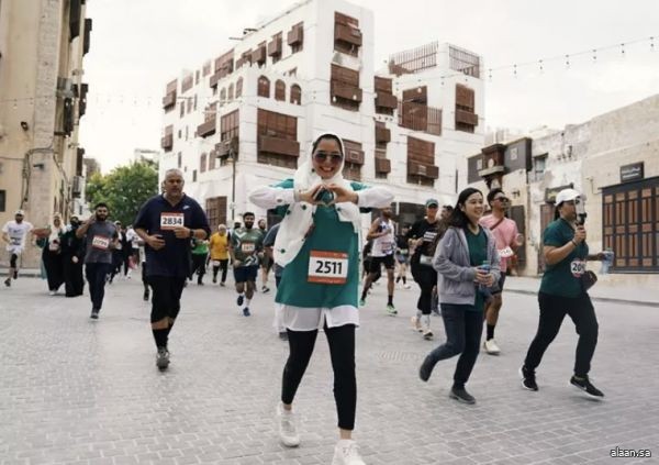 جدة التاريخية ..  أكثر من 3000 متسابق يشاركون في فعالية "الجري بروح الأخضر"