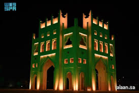 "عزّنا بطبعنا" .. الأحساء تزدان باللون الأخضر احتفالًا باليوم الوطني الـ95 للمملكة