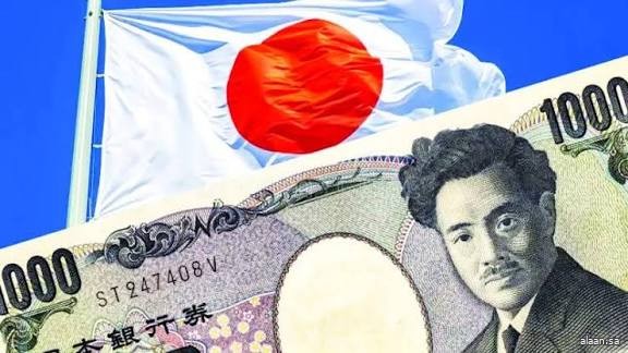 تراجع الين لأدنى مستوى في شهرين