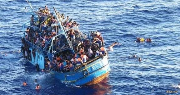 وفاة أربعة مهاجرين بعد غرق سفينة قبالة جزيرة ليسبوس اليونانية