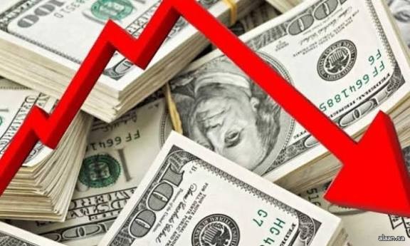 تراجُع الدولار بسبب التوترات التجارية تراجُع الدولار بسبب التوترات التجارية