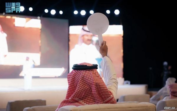 الليلة السابعة من مزاد نادي الصقور السعودي 2025 تشهد بيع أغلى صقر  حتى الآن