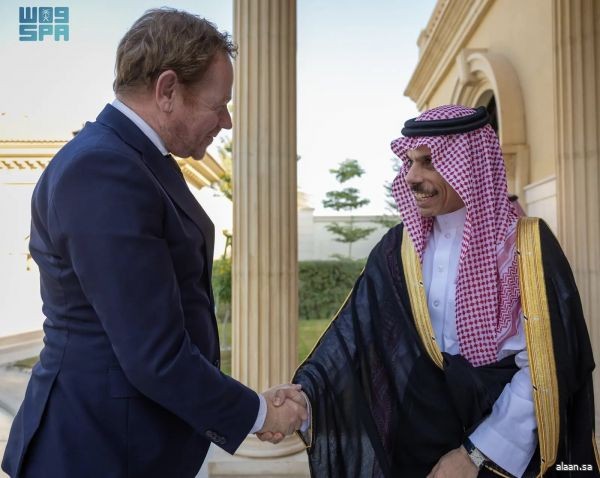 سمو وزير الخارجية يستقبل وزير خارجية هولندا سمو وزير الخارجية يستقبل وزير خارجية هولندا