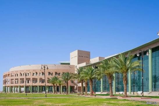 دراسة علمية حول كفاءة الطاقة والذكاء الاصطناعي بجامعة الحدود الشمالية دراسة علمية حول كفاءة الطاقة والذكاء الاصطناعي بجامعة الحدود الشمالية