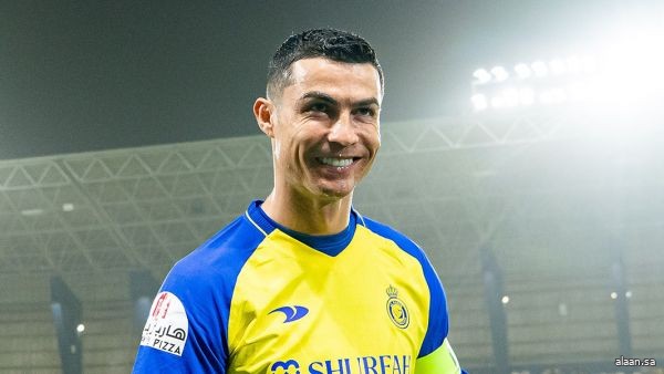 رونالدو يحتفل بـ 950 هدفًا بطريقة مبتكرة رونالدو يحتفل بـ 950 هدفًا بطريقة مبتكرة