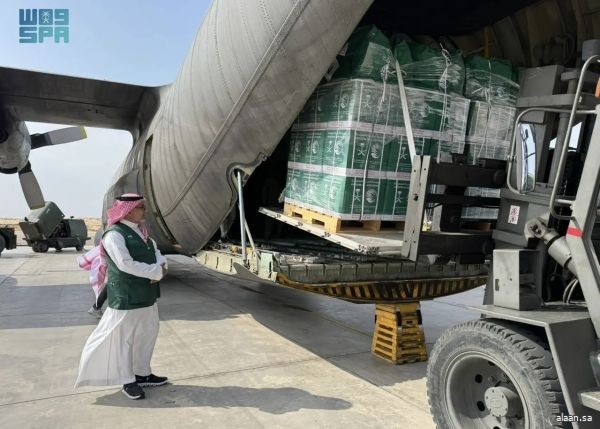 وصول الطائرة الإغاثية السعودية الـ71 لإغاثة الشعب الفلسطيني في قطاع غزة التي يسيّرها مركز الملك سلمان للإغاثة