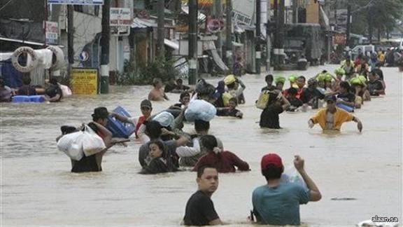 الفلبين: قتيلان وإجلاء أكثر من مليون شخص بسبب إعصار فونغ وونغ