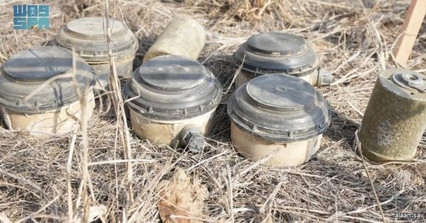 مشروع مركز الملك سلمان للإغاثة "مسام" ينزع (1.044) لغمًا من الأراضي اليمنية خلال أسبوع