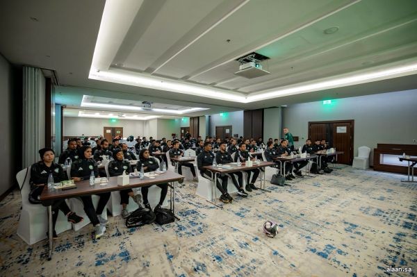 لجنة الحكام تختتم التجمع الدوري لحكام دوري يلو بالدمام