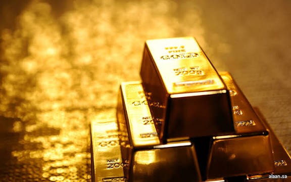 ارتفاع أسعار الذهب قليلاً مع ترقُّب البيانات الاقتصادية الأمريكية