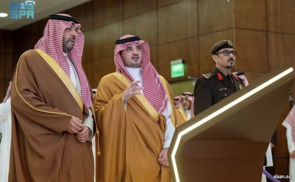 سمو وزير الداخلية  يضع حجر الأساس لمقر قيادة القوة الخاصة للأمن البيئي في منطقة الحدود الشمالية