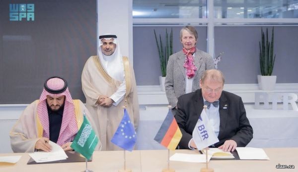 الغذاء والدواء" والمعهد الفيدرالي الألماني لتقييم المخاطر يوقعان مذكرة تفاهم لتعزيز التعاون في سلامة الغذاء