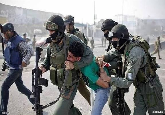 الاحتلال الإسرائيلي يشنُّ حملة دهم واعتقالات واسعة في أرجاء متفرقة من الضفة الغربية