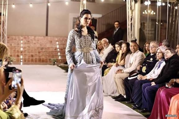 اليونسكو تسجل القفطان المغربي والكشري المصري تراثًا عالميًا غير مادي