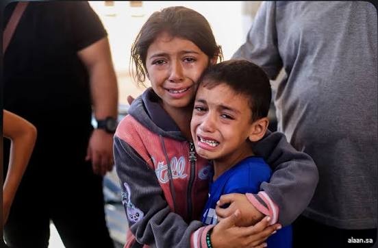 "يونيسف" تُحذِّر من تفشي الأمراض بين أطفال غزة