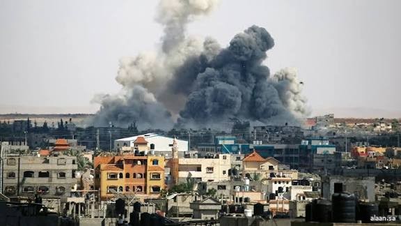 غارات إسرائيلية على رفح ونسف للمنازل في شرق غزة