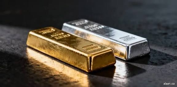 الذهب يرتفع ..  والفضة‭ ‬تستقر بعد زيادة قياسية