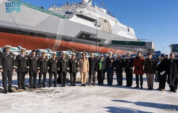 ضمن مشروع "طويق" .. القوات البحرية تعوِّم في الولايات المتحدة الأمريكية أولى سفنها القتالية