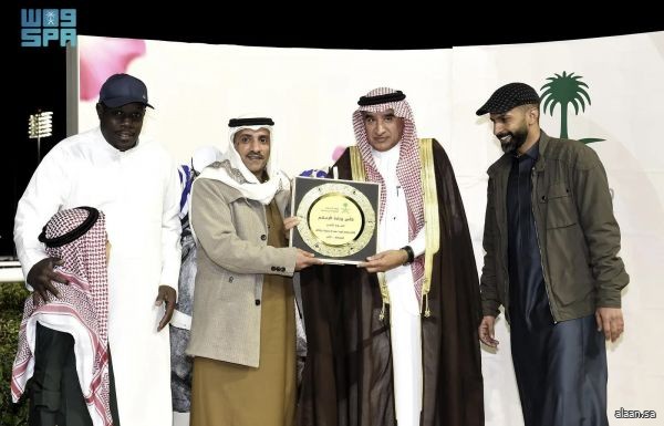 "المطيب" يتوج بكأس وزارة الإعلام في سباقات الطائف الشتوية